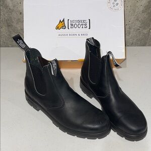 Black Men's Chelsea Boots